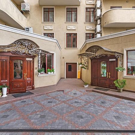 Greek Street Deluxe Apartment Odessa Eksteriør bilde